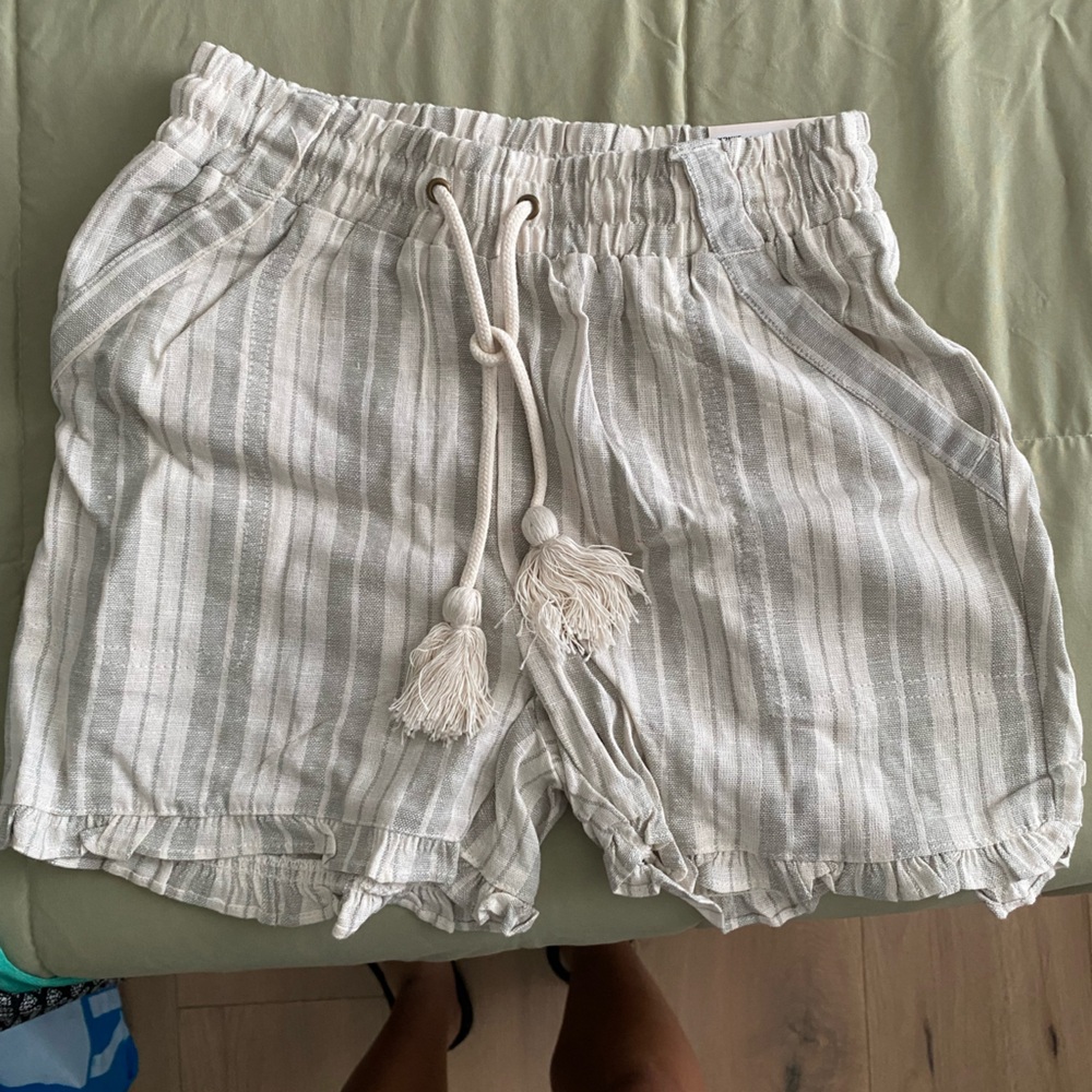 Size XS shorts, fits like a size small for women’s